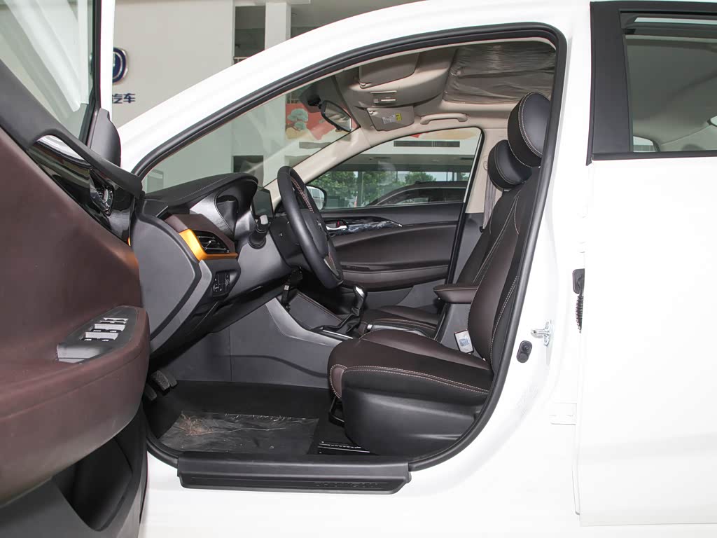 长安汽车 逸动dt 2021款 1.6l 手动豪华型