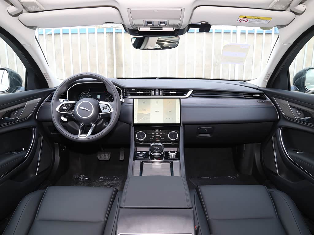 奇瑞捷豹路虎 捷豹xfl 2021款 xfl 2.0t p200 两驱精英豪华版