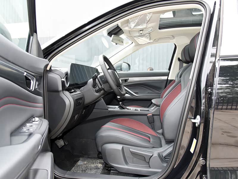 一汽奔腾 奔腾t55 2021款 1.5t 自动劲享·豪华版