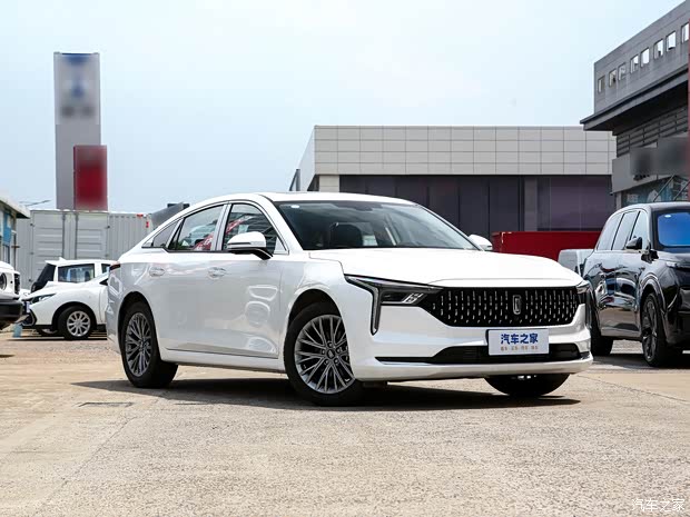 奔腾b70欢迎到店赏鉴售价954万元起