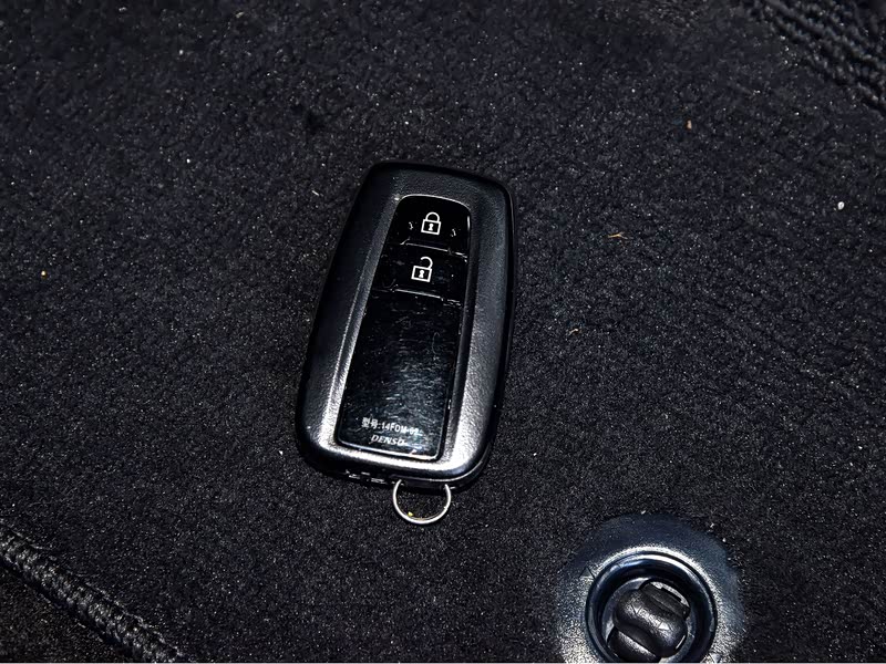 广汽丰田 威兰达 2020款 双擎 2.5l e-cvt四驱豪华版