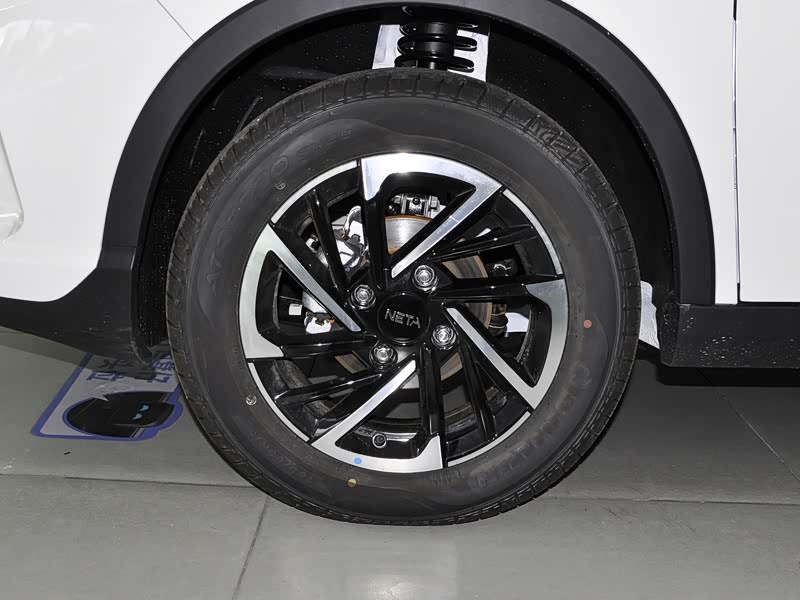 合众汽车 哪吒v 2021款 长续航娱乐版升级型