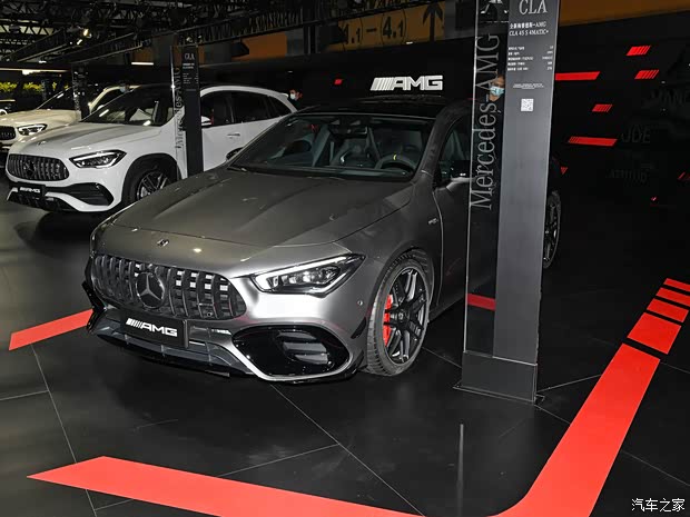 奔驰cla级amg欢迎垂询 45.43万起售