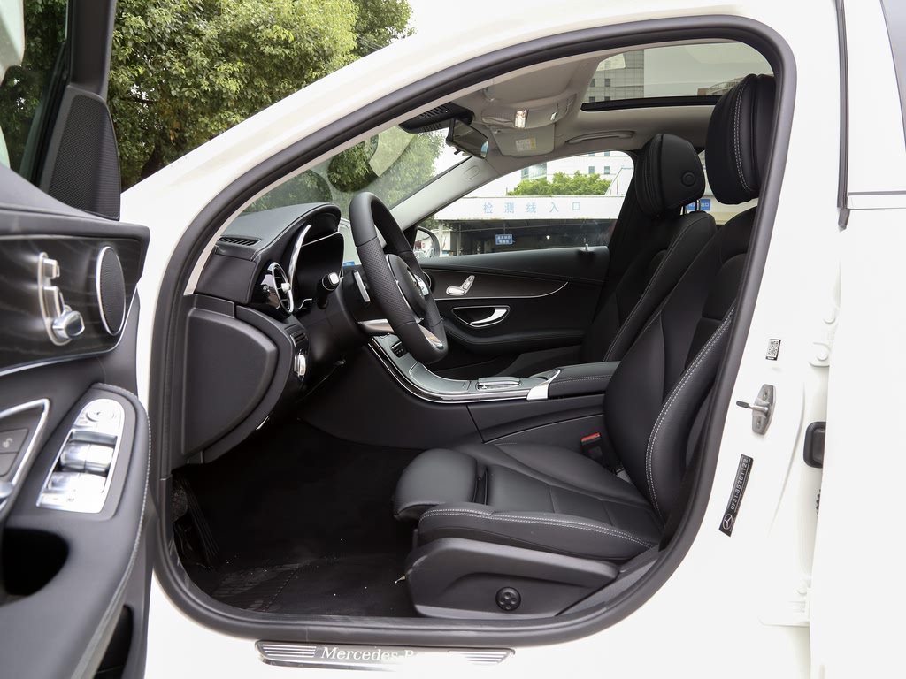 北京奔驰 奔驰c级 2021款 c 200 l 时尚型运动版