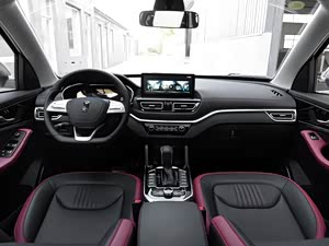 奔腾t33正价销售8.59万起 欢迎垂询