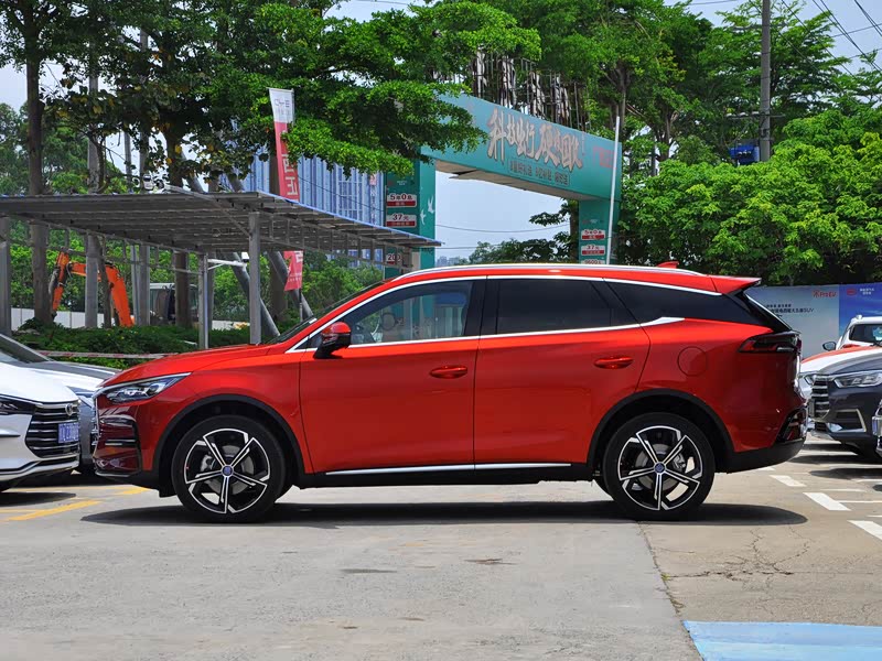 比亚迪 唐新能源 2021款 dm-i 112km 尊贵型