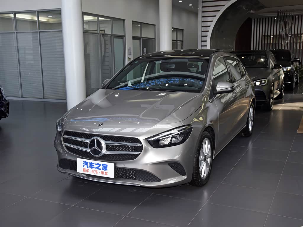 奔驰(进口) 奔驰b级 2021款 b 200 时尚型