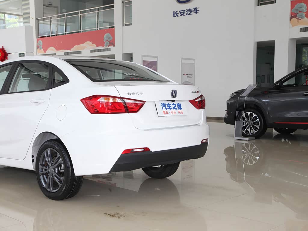 长安汽车 逸动dt 2021款 1.6l 手动豪华型