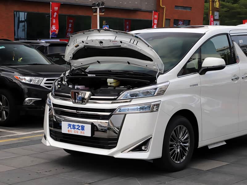 吉林瑞孚一汽丰田>丰田(进口)>威尔法>2021款皇冠双擎2.