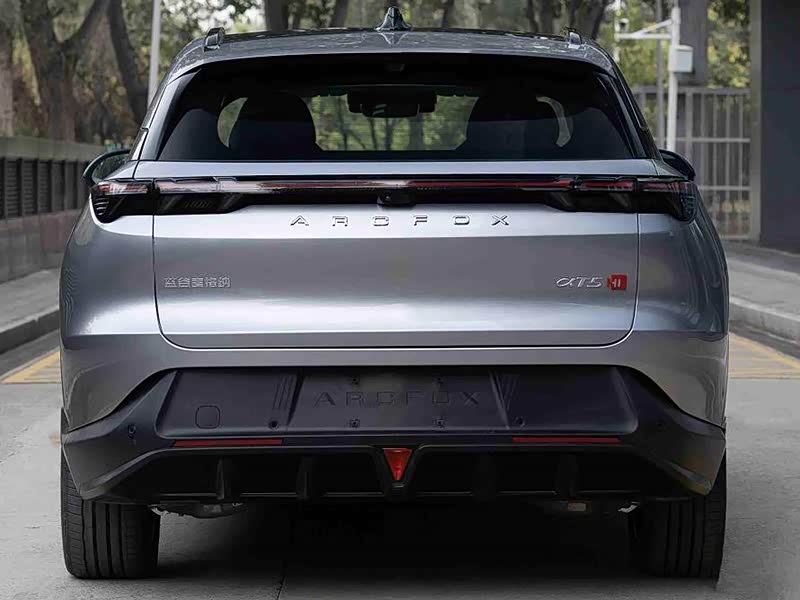 北汽新能源 极狐 阿尔法t5(arcfox αt5) 2023款 基本型