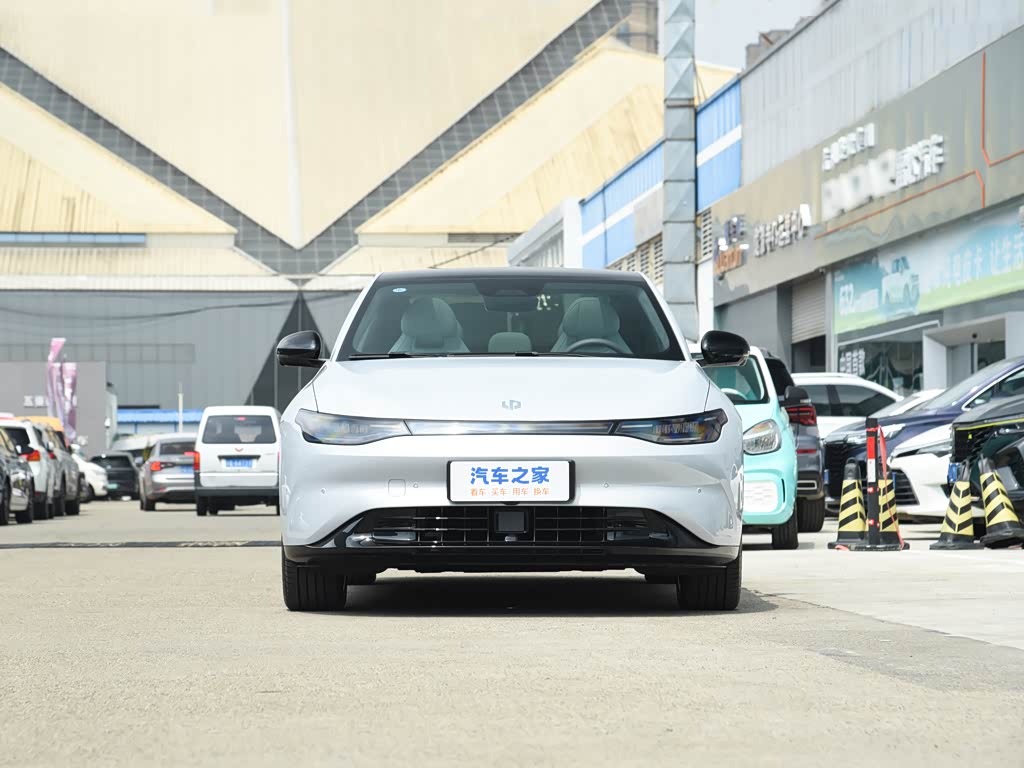 零跑汽车 零跑c01 2023款 717智享版