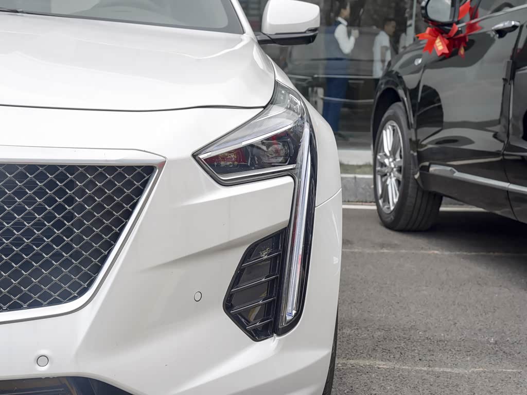 上汽通用凯迪拉克 凯迪拉克ct6 2022款 28t 铂金型