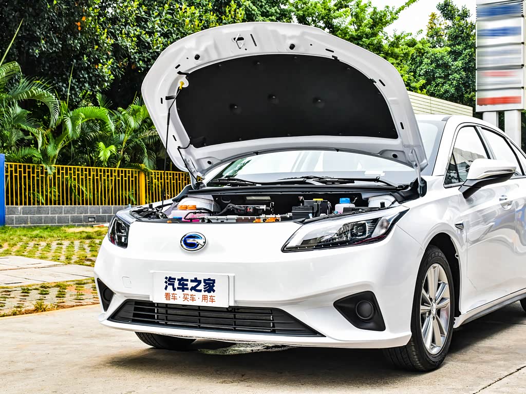 广汽埃安邢台北环体验中心>埃安>aions>2020款炫580>珍珠白>其它细节>