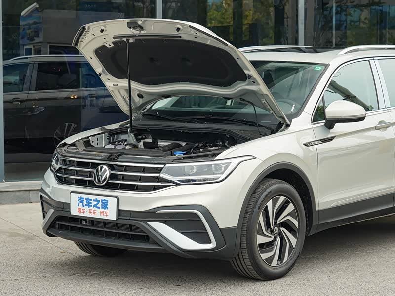 上汽大众 途观l 2023款 280tsi 自动两驱潮创限定版