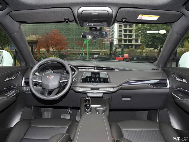 购凯迪拉克xt4让利3.8万 欢迎垂询