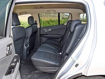 mu-x牧游侠 2022款 2.0t 汽油自动四驱劲享型 5座