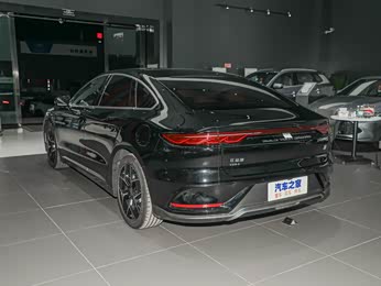 【2022款 dm-i 242km 旗舰型 报价】汉图片_配置_比亚迪西部大道新景