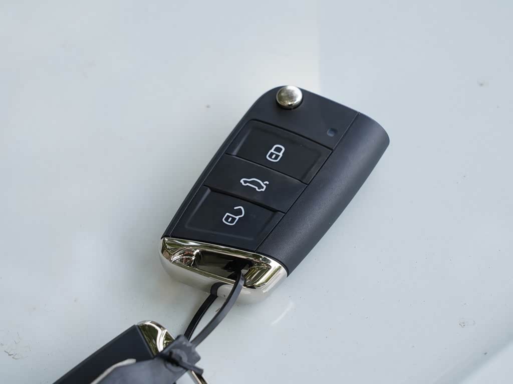 上汽大众 途观l 2023款 380tsi 自动四驱r-line越享版7座