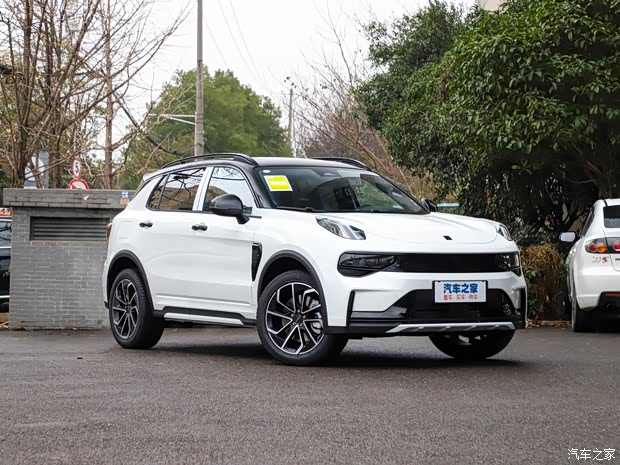 领克01新能源热销中 购车降1万