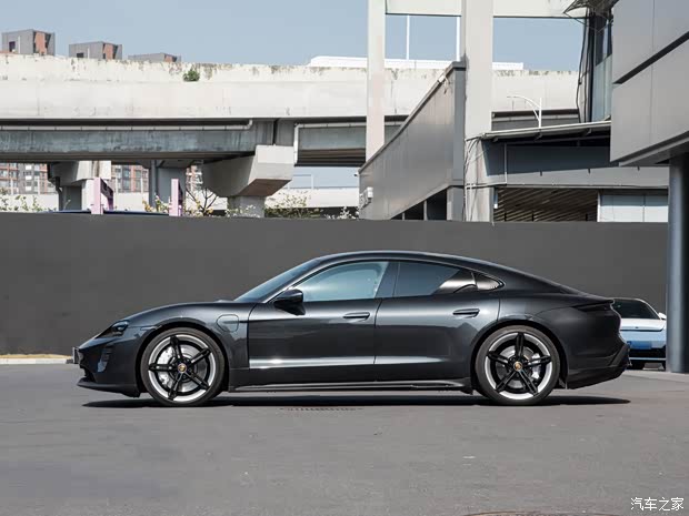 【2022款taycan订金20万 可接受预订_武汉盘龙保时捷新车信息欢迎垂询
