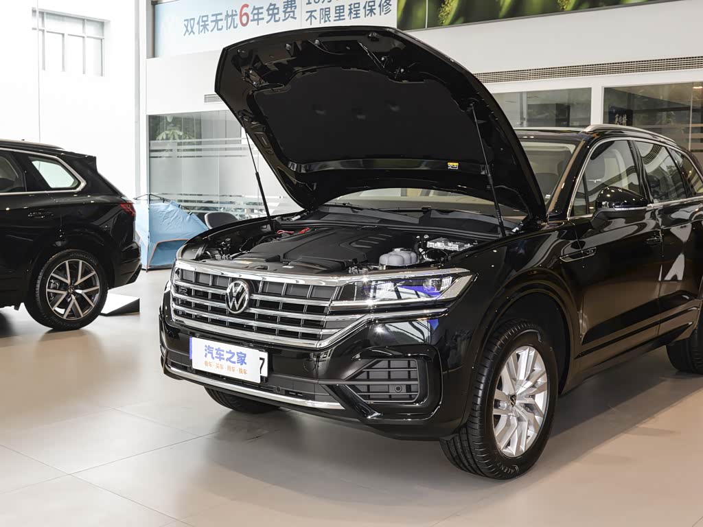 大众(进口) 途锐 2023款 2.0tsi 锐尚版