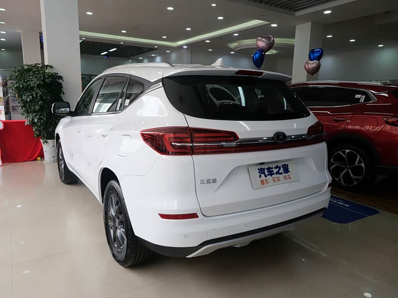 比亚迪 宋 2021款 经典版 1.5t 自动豪华型