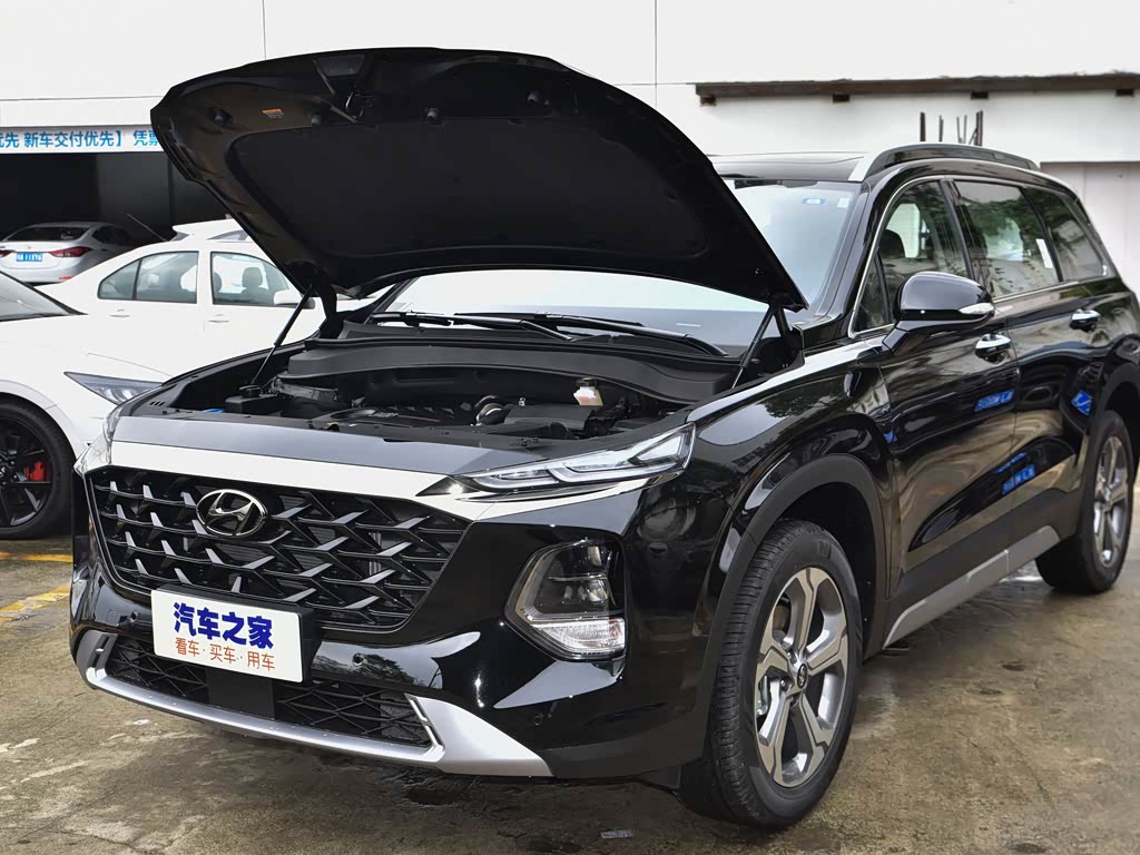 北京现代 胜达 2023款 旅行家 380t gdi 自动四驱glx htrac精英版