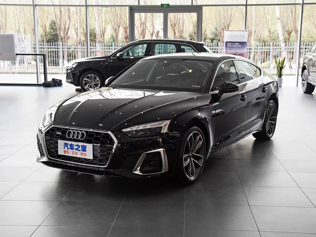 奥迪(进口) 奥迪a5 2021款 sportback 45 tfsi quattro 臻选动感型