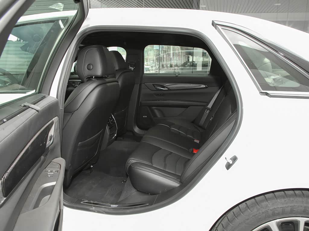 上汽通用凯迪拉克 凯迪拉克ct6 2022款 28t 铂金型