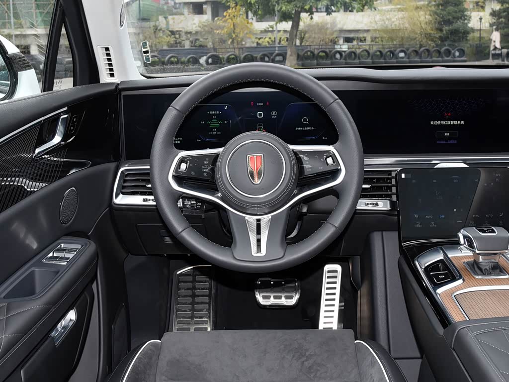 一汽红旗 红旗e-hs9 2022款 690km 旗悦版 七座