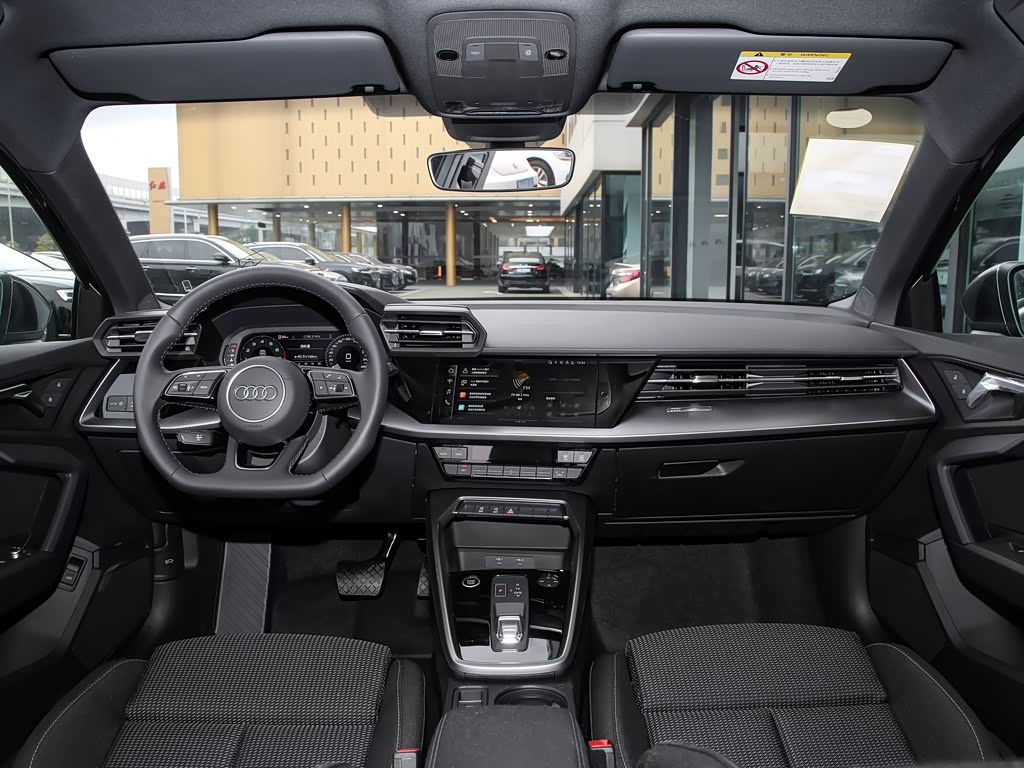 一汽奥迪>奥迪a3>2023款sportback35tfsi进取运动型>黑色>中控方向盘>