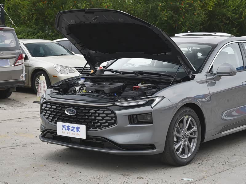 长安福特 蒙迪欧 2023款 ecoboost 180 豪华型