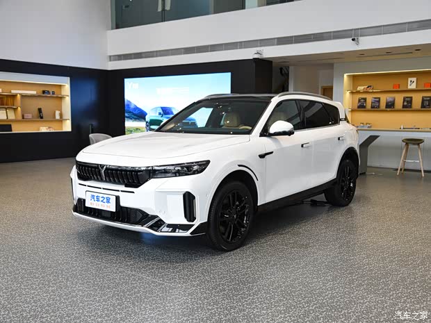 岚图free正价销售中售价2669万元起