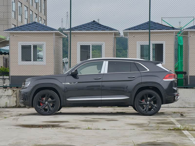 大连兆远汽车>上汽大众>途昂x>2022款380tsi四驱尊崇旗舰版>碳晶灰>