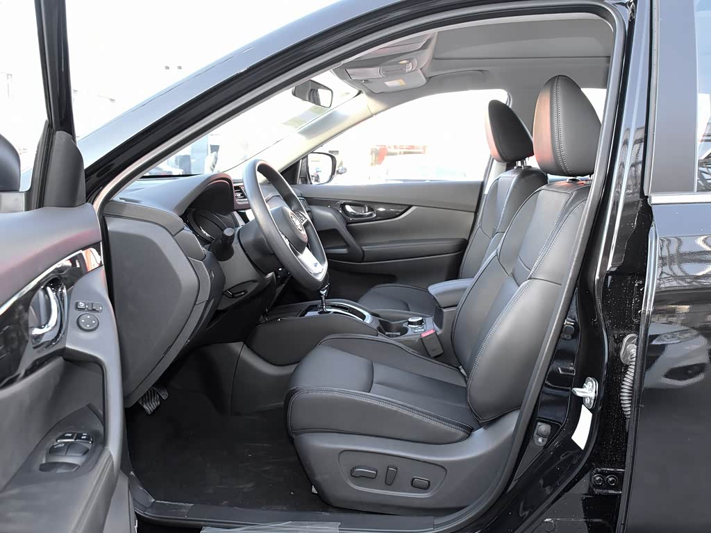 东风日产 奇骏 2020款 2.5l xl cvt 4wd智联领先版