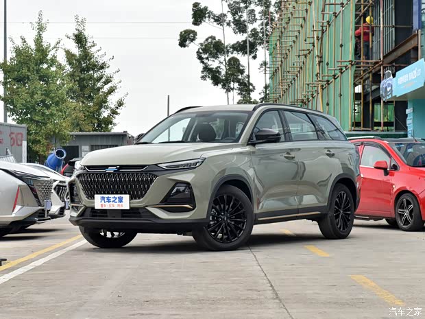 长安欧尚x7plus全系热销优惠达23万