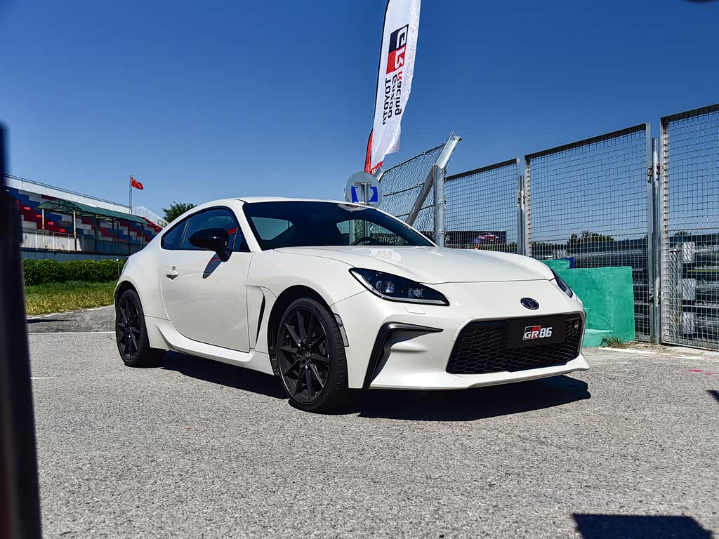 丰田(进口) 丰田86 2022款 gr 86 2.4l 手动版