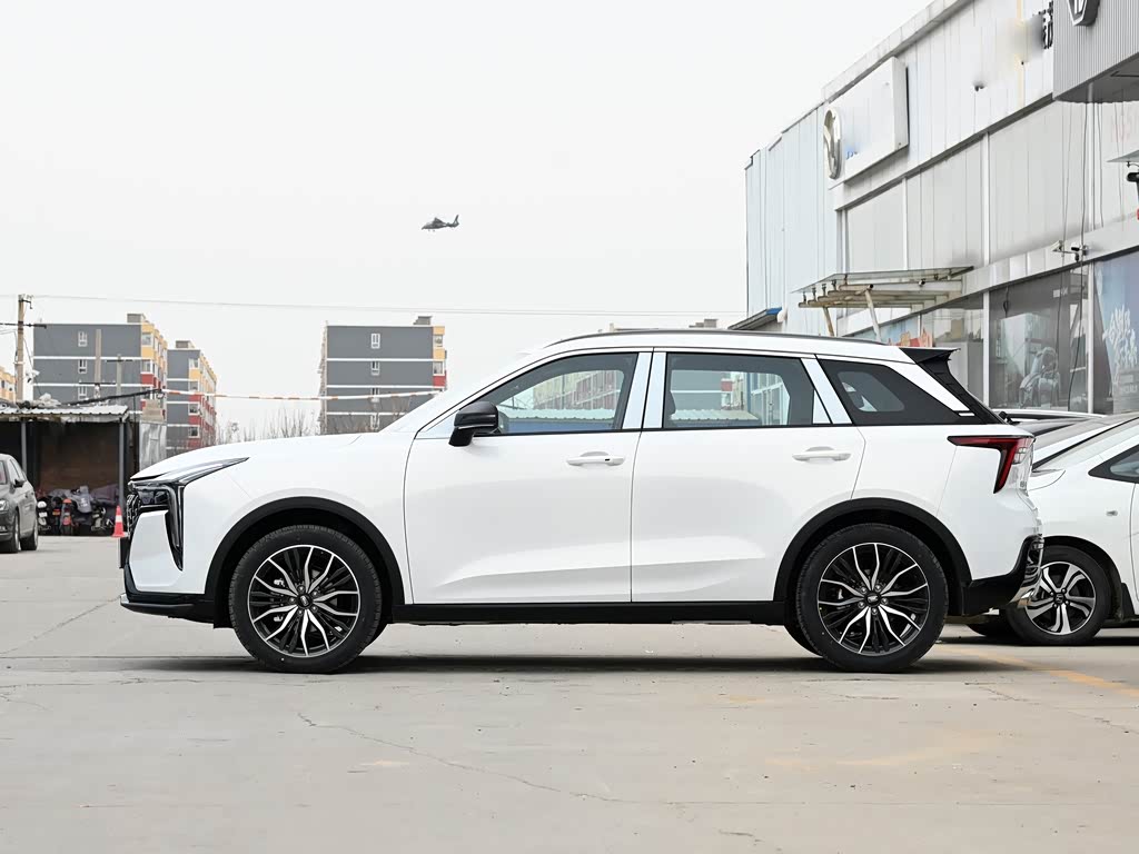 一汽奔腾 奔腾t55 2022款 1.5t 自动卓跃款