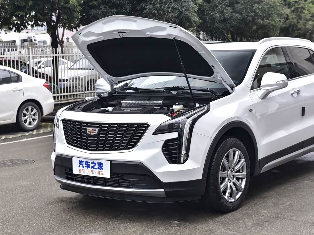 上汽通用凯迪拉克 凯迪拉克xt4 2022款 28t 两驱尊贵型