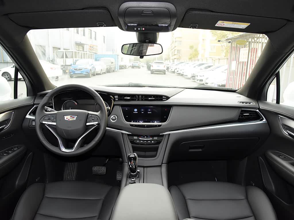 上汽通用凯迪拉克 凯迪拉克xt6 2021款 28t 七座风尚型