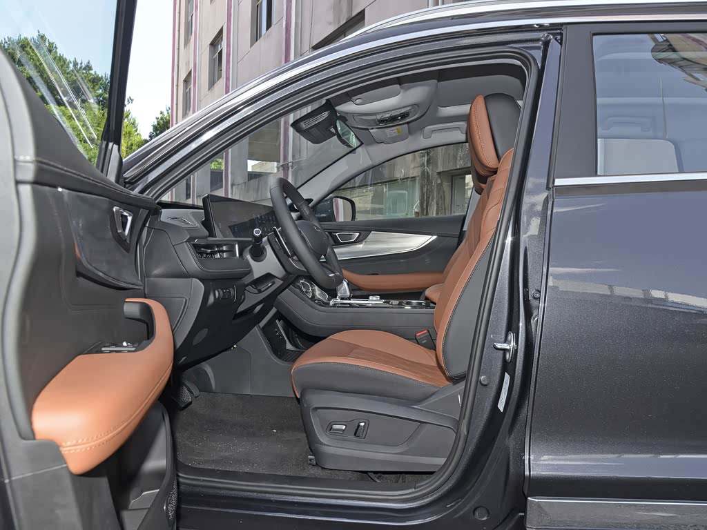 奇瑞汽车 瑞虎8 plus 2022款 鲲鹏版 390tgdi dct豪享版