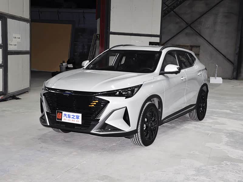 长安汽车 长安欧尚x5 plus 2023款 1.5t dct智趣ai版