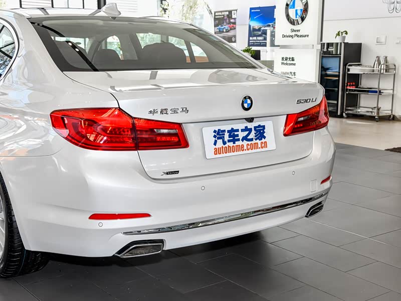 华晨宝马 宝马5系 2018款 改款 530li xdrive 豪华套装