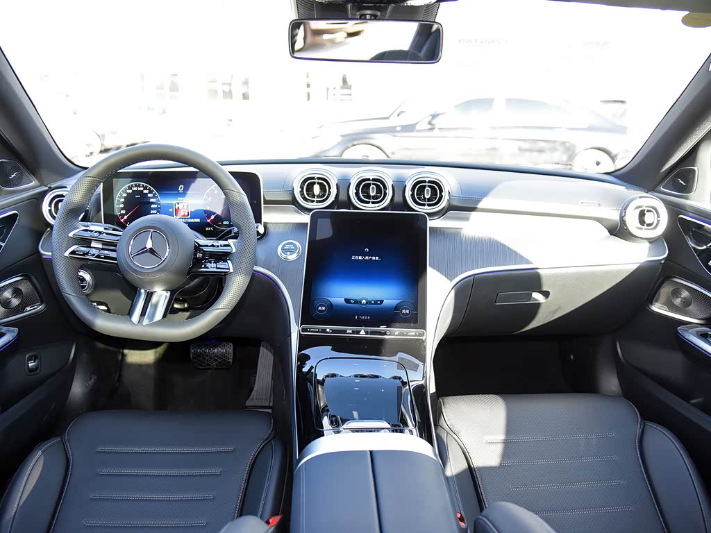 北京奔驰 奔驰c级 2022款 改款 c 260 l 皓夜运动版