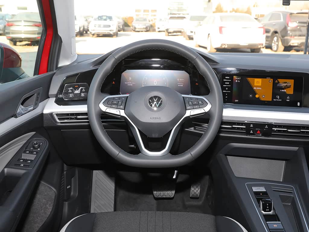 一汽-大众 高尔夫 2023款 200tsi dsg pro