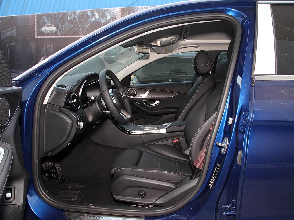 北京奔驰 奔驰c级 2020款 c 200 l 时尚型运动版