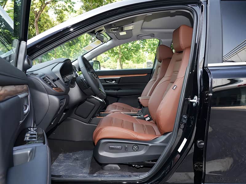 东风本田 本田cr-v 2021款 240turbo cvt四驱尊贵版