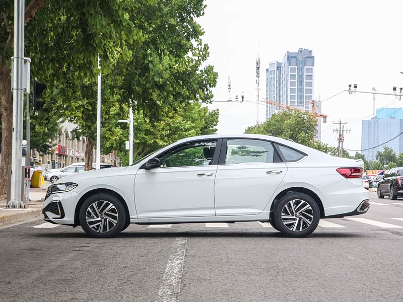 上汽大众 朗逸 2023款 改款 200tsi dsg星空满逸版