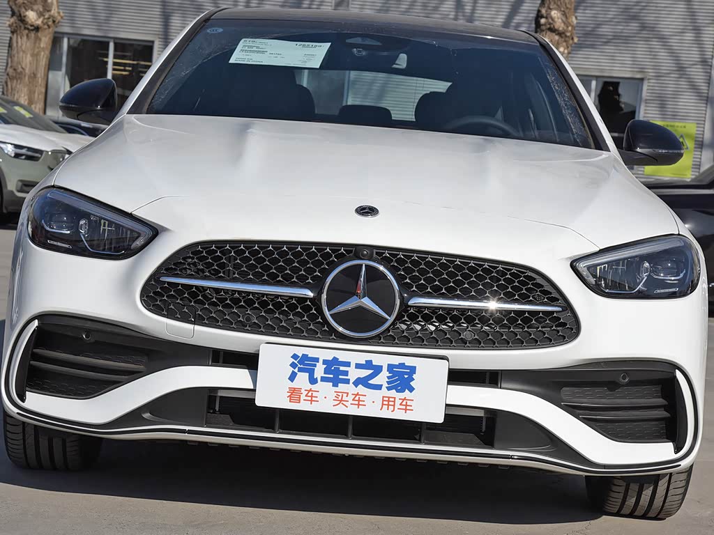 北京奔驰 奔驰c级 2022款 改款 c 260 l 皓夜运动版