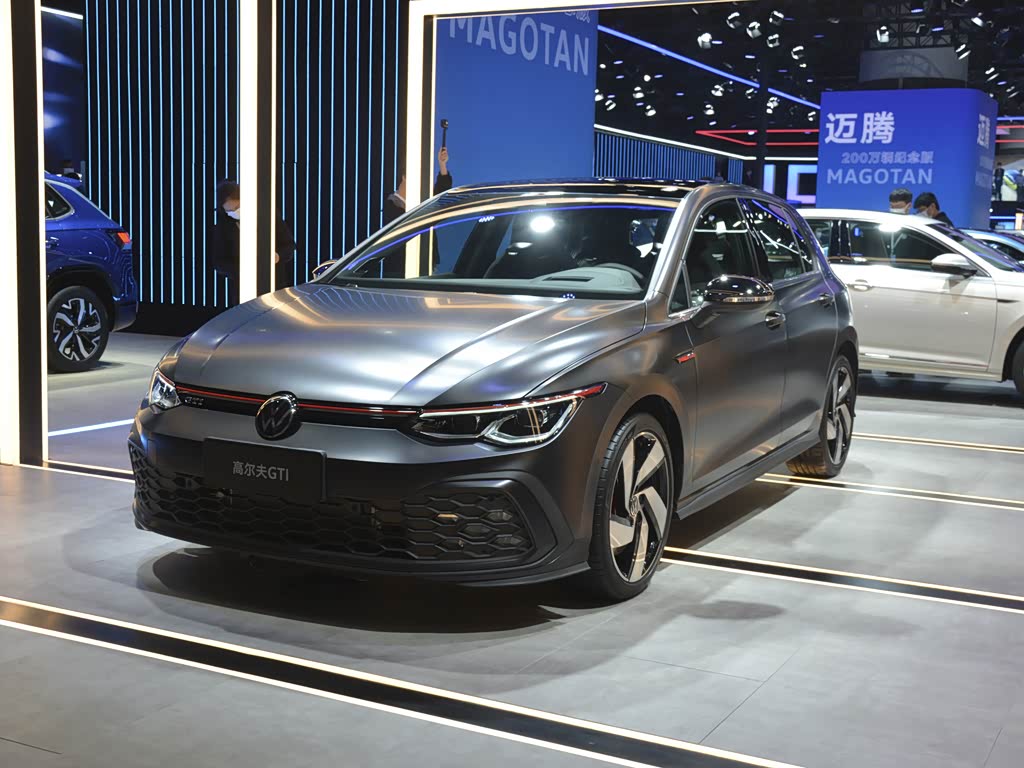 一汽-大众 高尔夫 2021款 改款 380tsi dsg gti